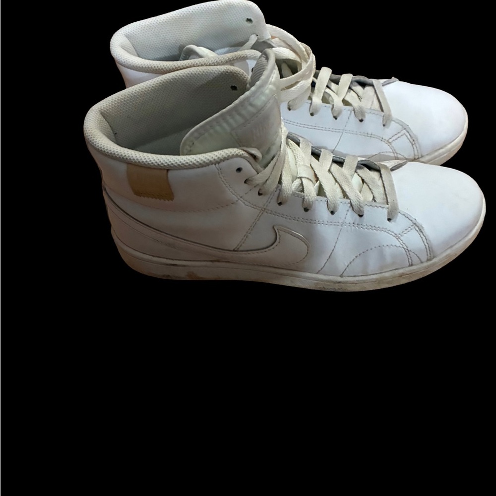 White High-Top Nike Court Royale 2 Mid Sneaker